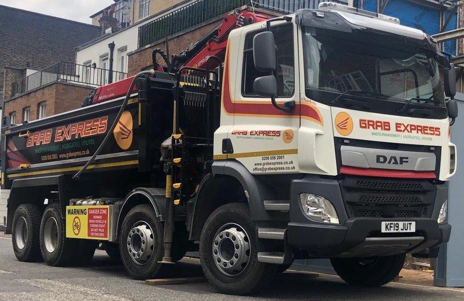 grab lorry hire near me